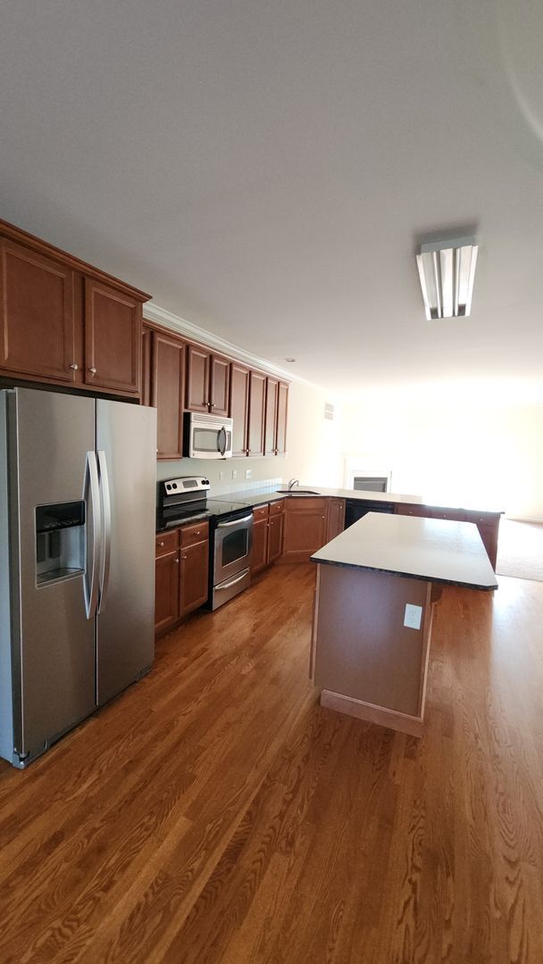 Building Photo - Spacious, Large, Luxury 3 Bedroom End - Unit Townhouse in Hockessin, Delaware