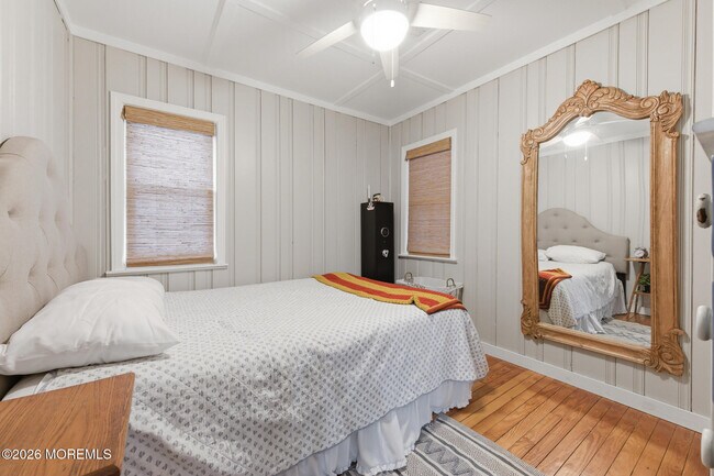 Building Photo - 14 Sunset Rd