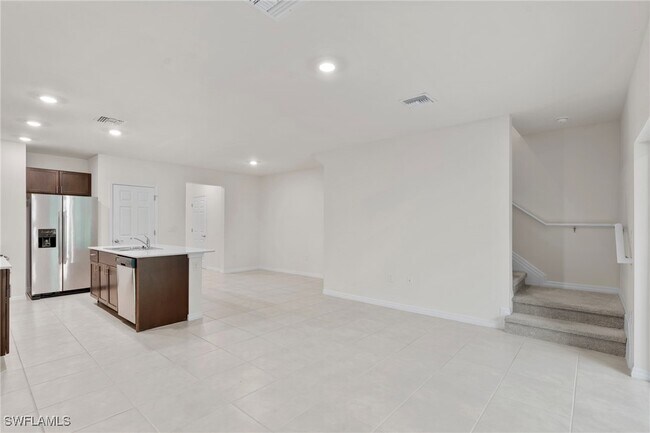 Building Photo - 15535 Wildflower Cir