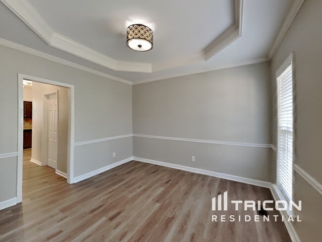 Building Photo - 1024 Watauga Ct