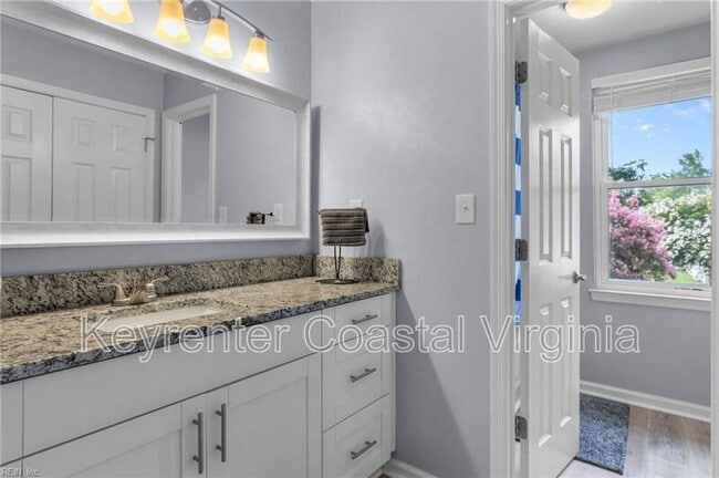 Building Photo - 180 Kristen Ln