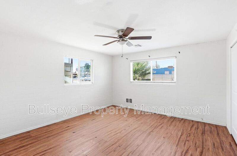 Building Photo - 5645 S 6th St