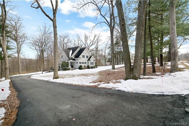 Building Photo - 99 Summit Ave