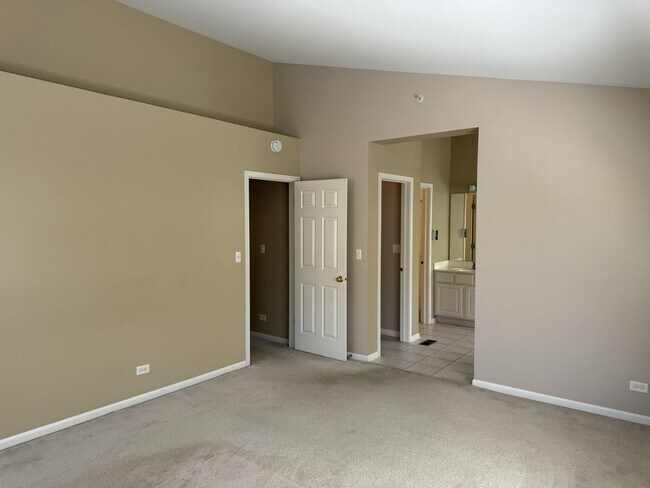 Building Photo - 74 Tanglewood Dr