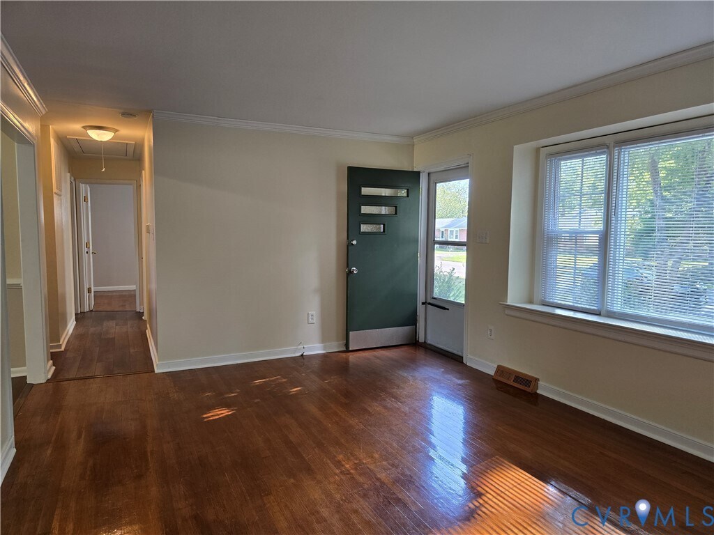 Building Photo - 7998 Wynbrook Ln