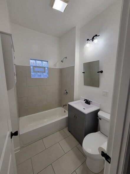 Bathroom angle 1 - 3219 W McLean Ave