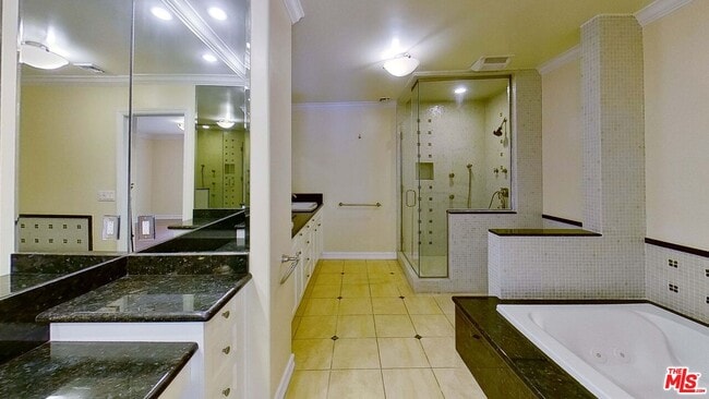 Building Photo - 3920 Van Noord Ave