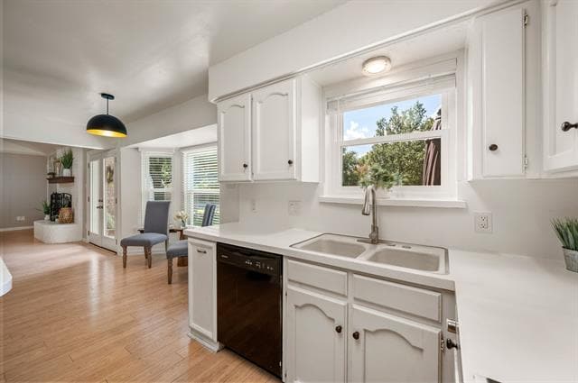 Building Photo - 7333 Meadowbrook Dr