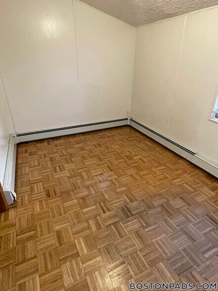 Building Photo - 57 Roseland St