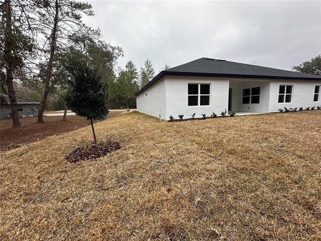 Building Photo - 9 Mimosa Ct W