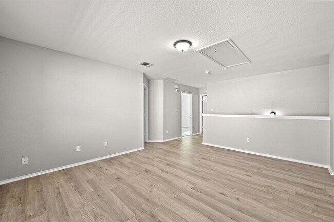 Building Photo - 9016 Stambourne St