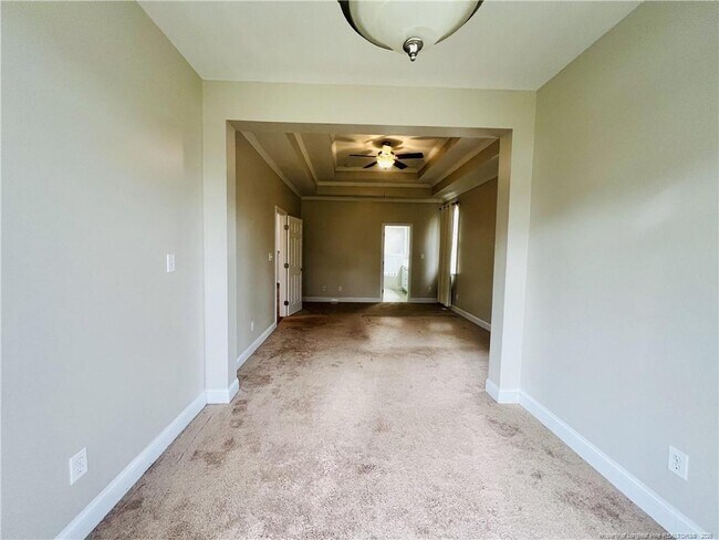 Building Photo - 96 Lamplighter Way