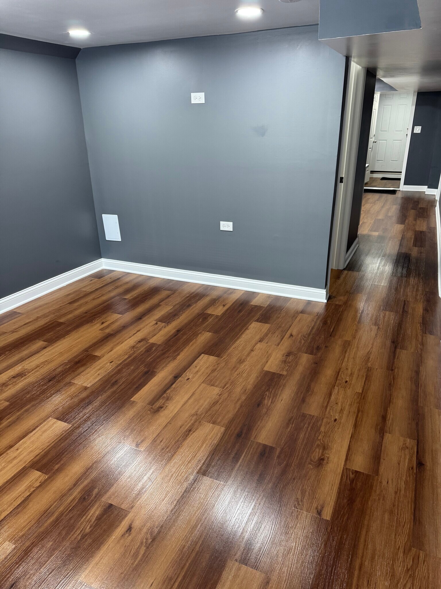 Building Photo - 2309 W 47th Pl