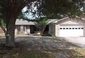 Building Photo - Spacious 3Bed/2Ba Brick Home Convenient to Tyndall AFB!
