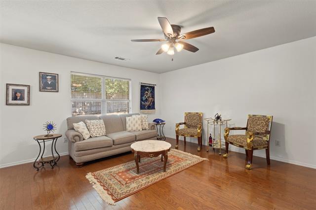 Building Photo - 267 Salmon Lake Dr
