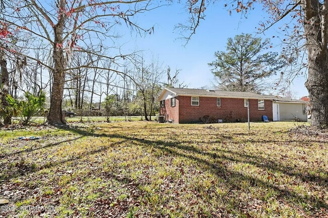 Building Photo - 10605 Arnez Rd