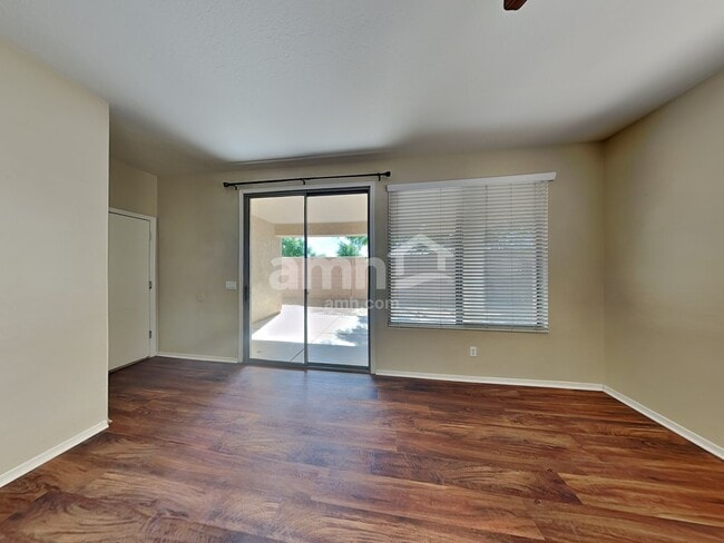 Building Photo - 2132 S Bernard