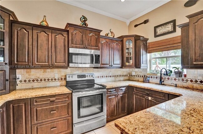 Building Photo - 14361 N Royal Cove Cir