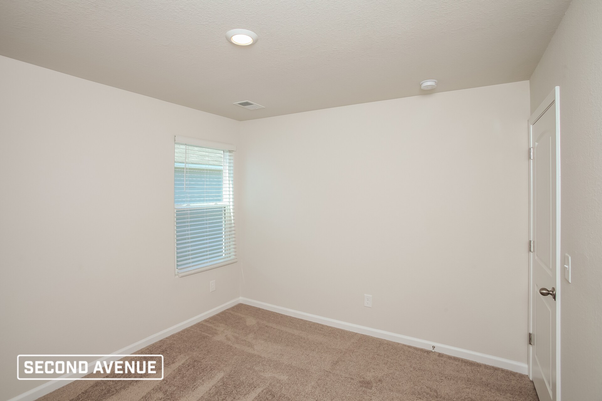 Building Photo - 412 Misty Knl Dr