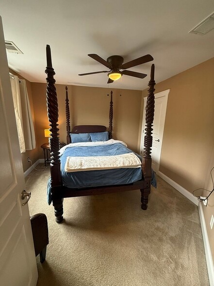 Building Photo - 2972 Boulder Walk Ct SE