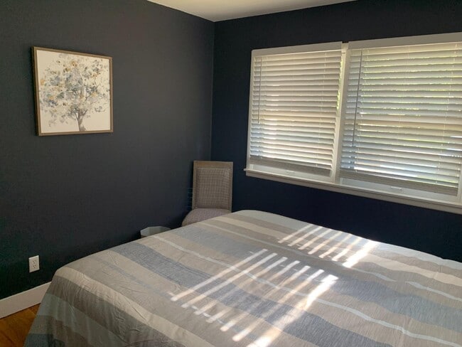 Building Photo - 2508 Braemore Rd