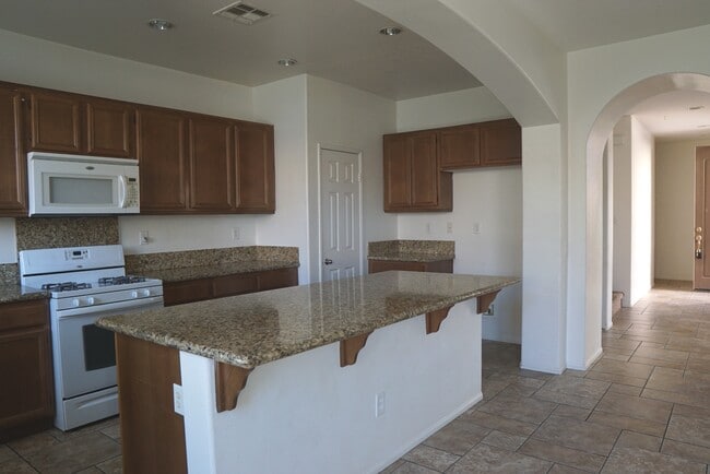 Building Photo - 40804 Treasure City Ln