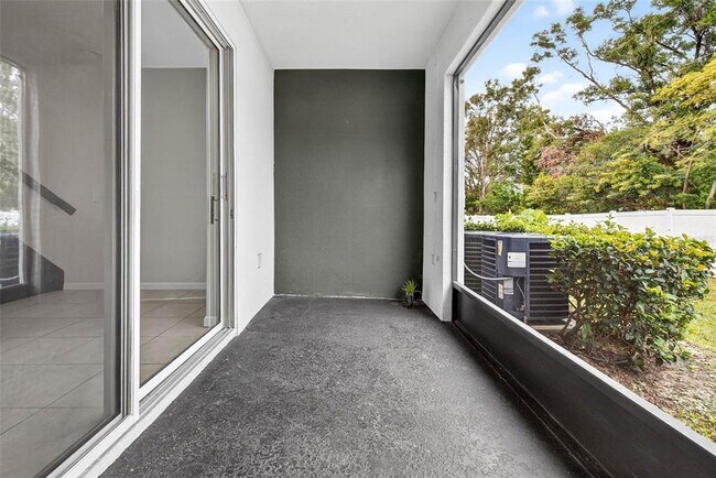 Building Photo - 2140 Laceflower Dr