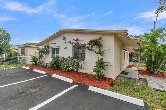 Building Photo - 1430 NW 27th Ave