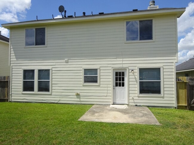 Building Photo - 21606 Haylee Way
