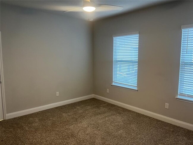 Building Photo - 474 Wishbone Ln