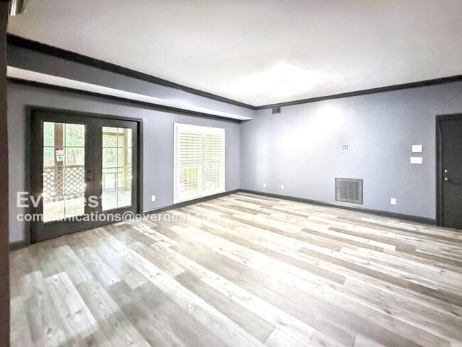 Building Photo - 1119 Hardwood Cove Rd