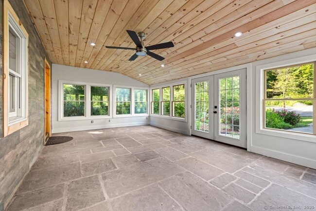 Building Photo - 120 Obtuse Hill Rd