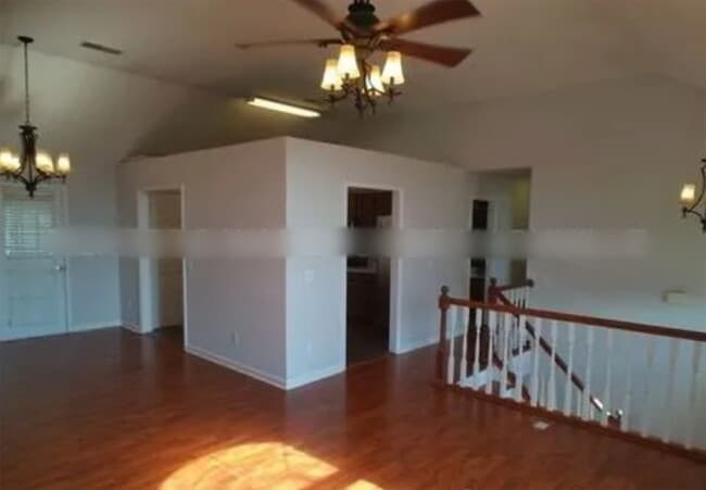 Building Photo - 3401 Milbridge Dr
