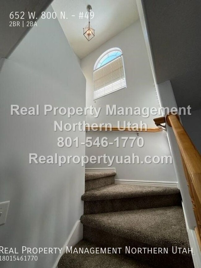 Building Photo - 652 W 800 N