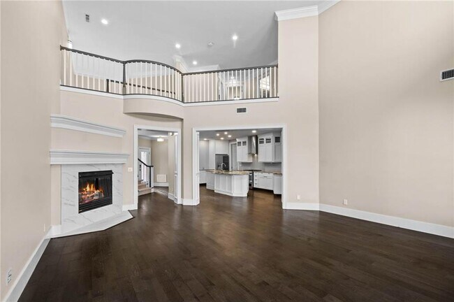 Building Photo - 6683 W Valley View Rd