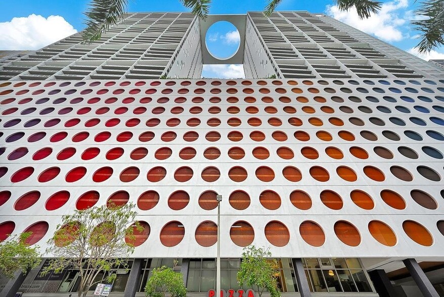 Building Photo - 500 Brickell Ave
