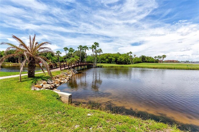Building Photo - 2700 Cove Cay Dr