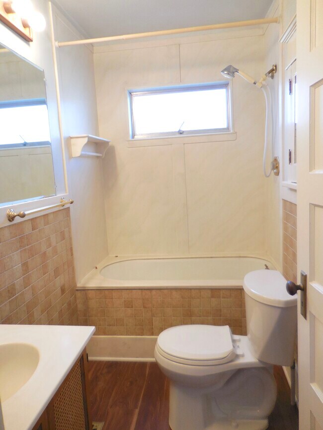 Main floor bathroom - 4626 N Mullen St