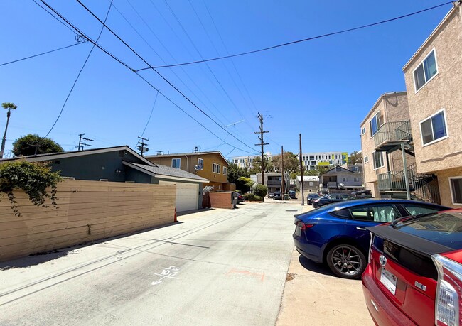 Building Photo - 4212 Alabama St