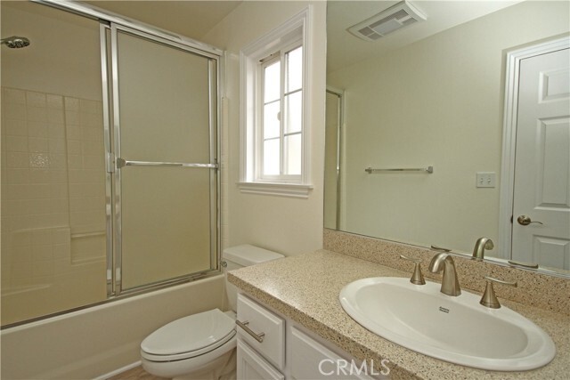 Building Photo - 1675 Gramercy Ave