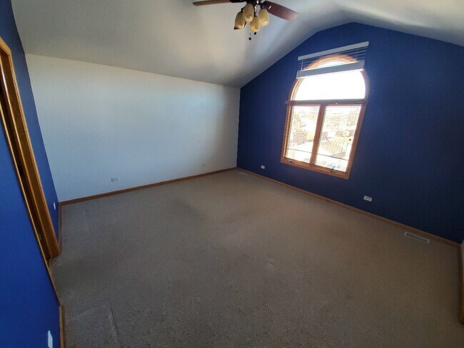 Master bedroom - 9207 Gerritsen Ave