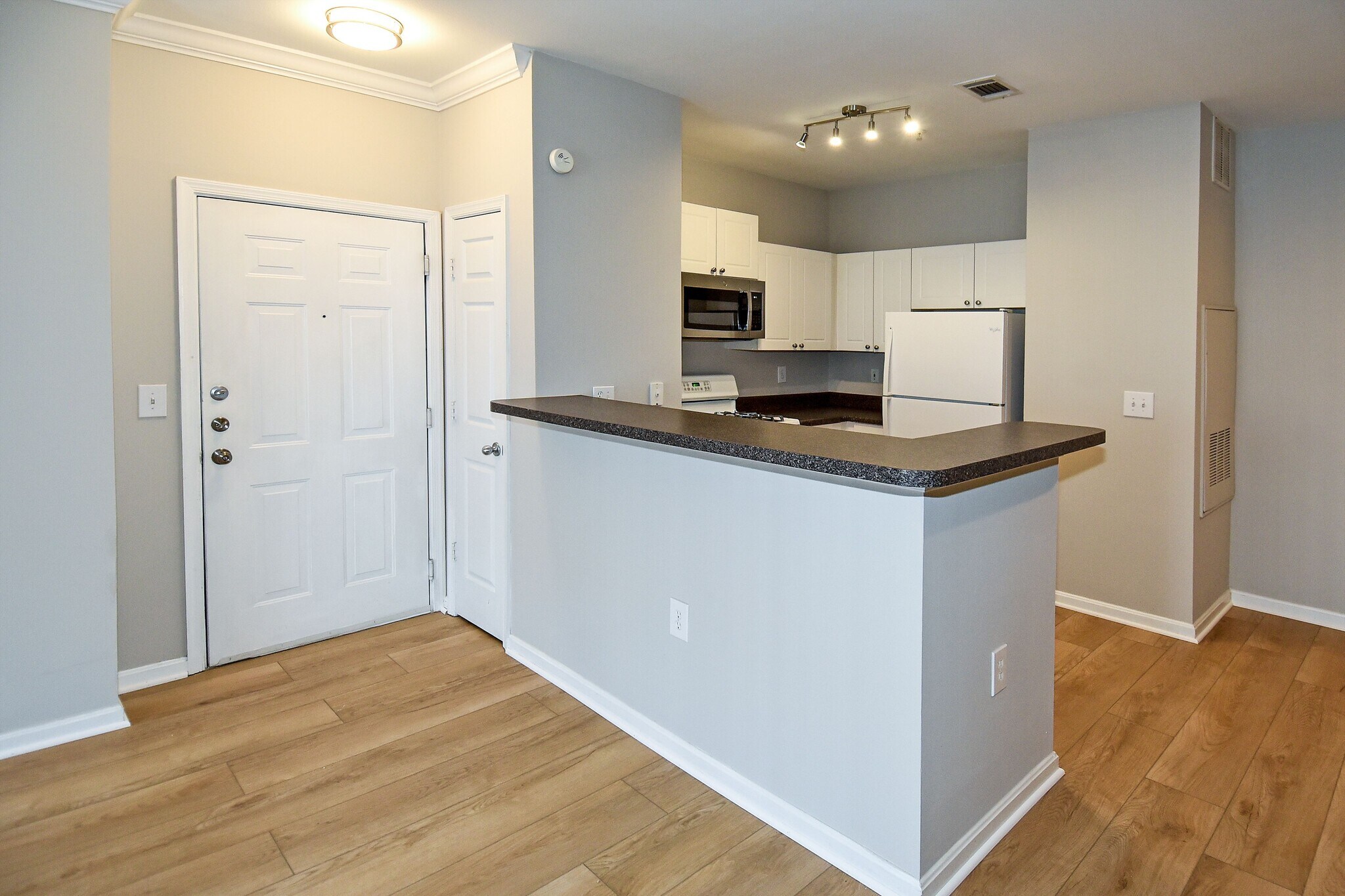 Building Photo - 11349 Aristotle Dr