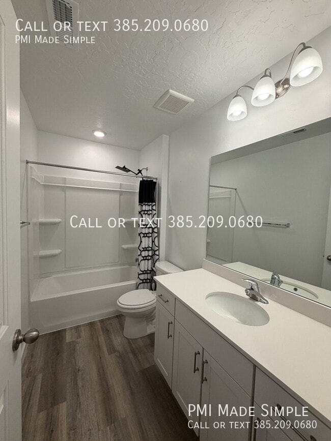 Building Photo - 3901 Buckland Dr