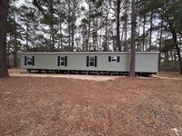 Building Photo - 3204 Luke Rd