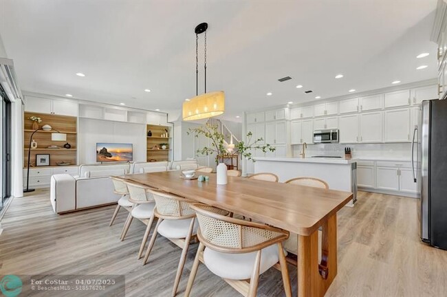 Building Photo - 16216 Sea Turtle Pl