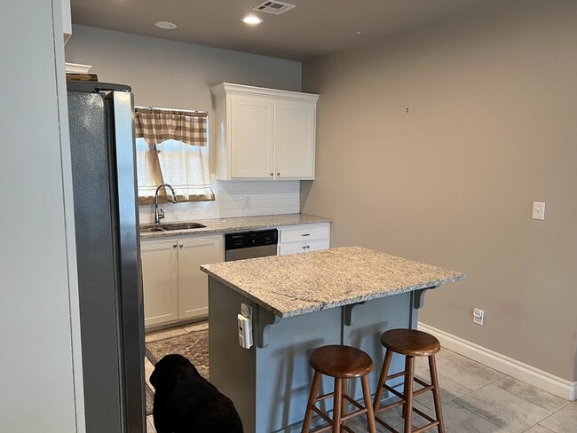 Building Photo - 13682 Cornwallis Dr