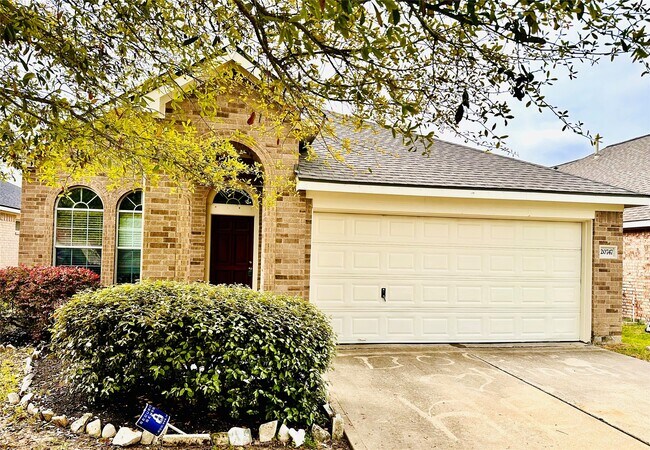 Building Photo - 20747 Pine Rain Ct