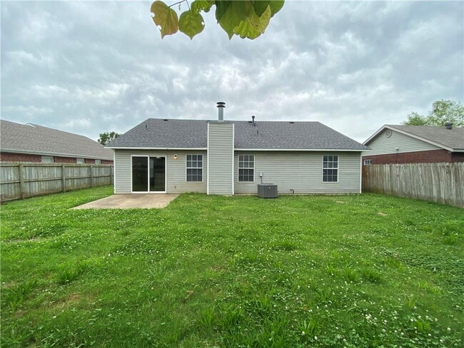 Building Photo - 1103 Ryan St