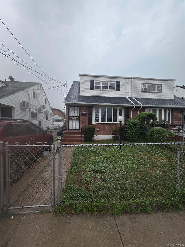 Building Photo - 130-28 144th St