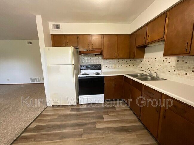 Building Photo - 522 N 38th St